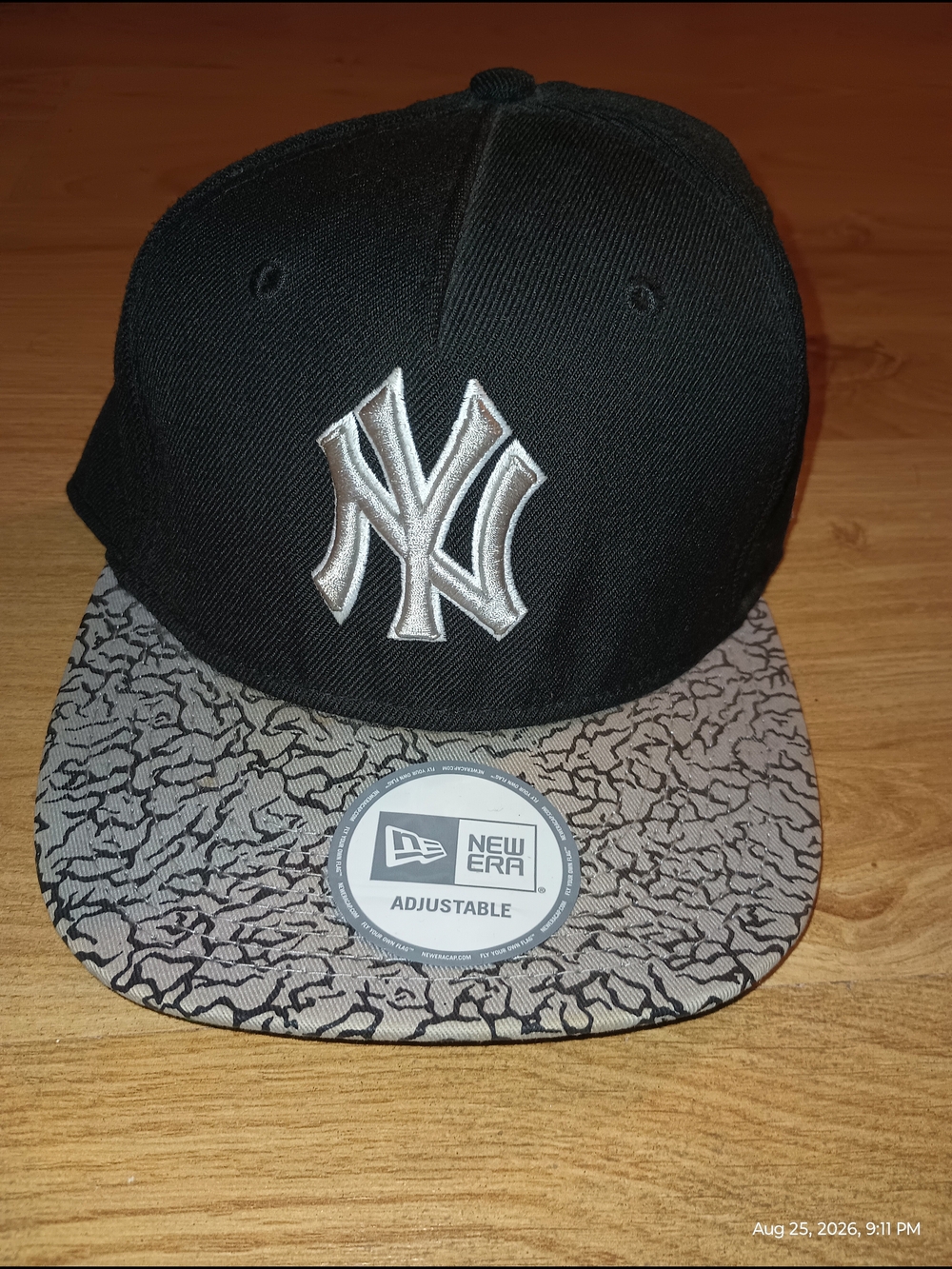 New Era Men's Black & Gray NY Adjustable Cap